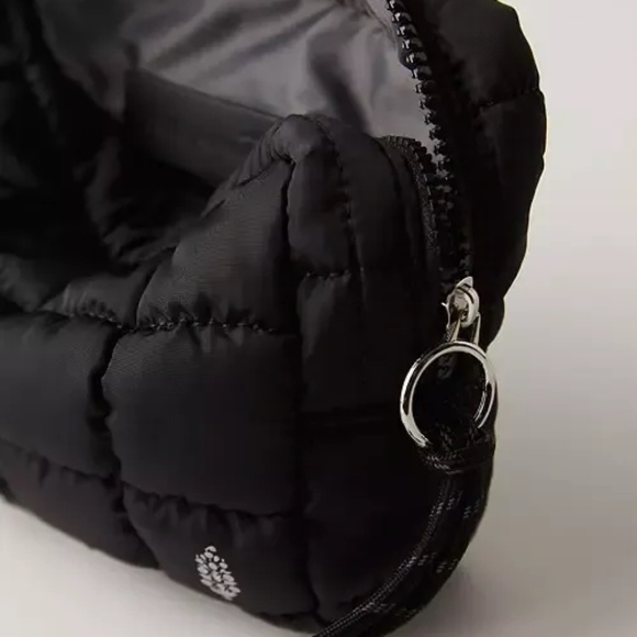 FP Movement by Free People Quilted Mini Case Black NWT - Picture 4 of 5